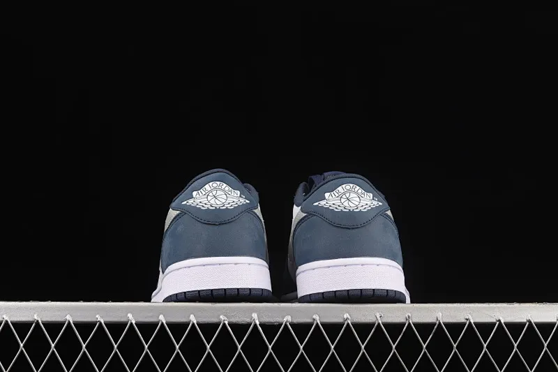 All categories Air Jordan Jordan series basketball shoes Air Jordan 1 Low Nk SB Low x Air Jordan 1 AJ1 Joe 1 low-top cultural and casual sneakers CJ7891-400